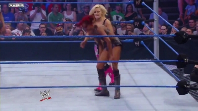 WWE_Superstars_21_7_11_-_Natalya_vs_Alicia_Fox_mp4_000171733.jpg