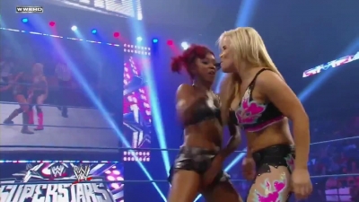WWE_Superstars_21_7_11_-_Natalya_vs_Alicia_Fox_mp4_000173933.jpg
