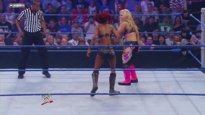 WWE_Superstars_21_7_11_-_Natalya_vs_Alicia_Fox_mp4_000179867.jpg
