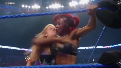 WWE_Superstars_21_7_11_-_Natalya_vs_Alicia_Fox_mp4_000184667.jpg
