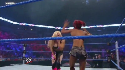 WWE_Superstars_21_7_11_-_Natalya_vs_Alicia_Fox_mp4_000186667.jpg