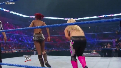 WWE_Superstars_21_7_11_-_Natalya_vs_Alicia_Fox_mp4_000191467.jpg