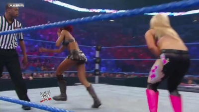 WWE_Superstars_21_7_11_-_Natalya_vs_Alicia_Fox_mp4_000192067.jpg