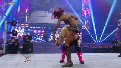 WWE_Superstars_21_7_11_-_Natalya_vs_Alicia_Fox_mp4_000195067.jpg