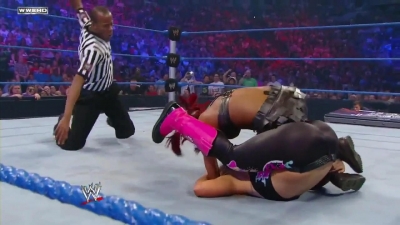 WWE_Superstars_21_7_11_-_Natalya_vs_Alicia_Fox_mp4_000208467.jpg