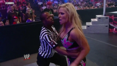 WWE_Superstars_21_7_11_-_Natalya_vs_Alicia_Fox_mp4_000238400.jpg