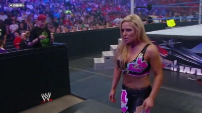 WWE_Superstars_21_7_11_-_Natalya_vs_Alicia_Fox_mp4_000242067.jpg