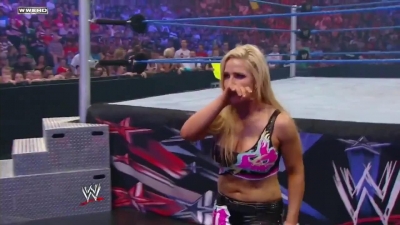 WWE_Superstars_21_7_11_-_Natalya_vs_Alicia_Fox_mp4_000244000.jpg