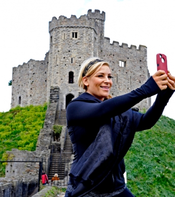 03_Cardiff_Castle.jpg