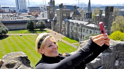 07_Cardiff_Castle.jpg