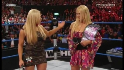 WWESmackDown_10_21_11_Beth_Natalya_Eve_Segment_avi_000141442.jpg