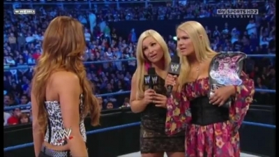 WWESmackDown_10_21_11_Beth_Natalya_Eve_Segment_avi_000224324.jpg