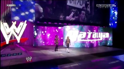 WWE_Friday_Night_SmackDown_08_19_2011_HDTV_Xvid_Divas_Tag_Team_Match_avi_000054880.jpg
