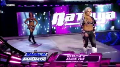 WWE_Friday_Night_SmackDown_08_19_2011_HDTV_Xvid_Divas_Tag_Team_Match_avi_000060440.jpg