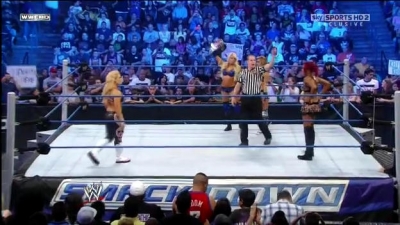 WWE_Friday_Night_SmackDown_08_19_2011_HDTV_Xvid_Divas_Tag_Team_Match_avi_000094840.jpg