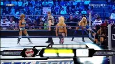 WWE_Friday_Night_SmackDown_08_19_2011_HDTV_Xvid_Divas_Tag_Team_Match_avi_000099680.jpg