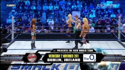 WWE_Friday_Night_SmackDown_08_19_2011_HDTV_Xvid_Divas_Tag_Team_Match_avi_000102000.jpg
