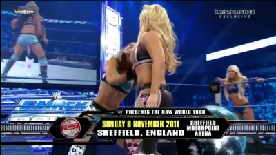 WWE_Friday_Night_SmackDown_08_19_2011_HDTV_Xvid_Divas_Tag_Team_Match_avi_000115960.jpg