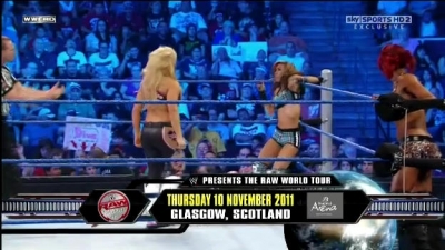 WWE_Friday_Night_SmackDown_08_19_2011_HDTV_Xvid_Divas_Tag_Team_Match_avi_000138040.jpg