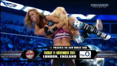 WWE_Friday_Night_SmackDown_08_19_2011_HDTV_Xvid_Divas_Tag_Team_Match_avi_000144080.jpg