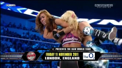 WWE_Friday_Night_SmackDown_08_19_2011_HDTV_Xvid_Divas_Tag_Team_Match_avi_000144720.jpg