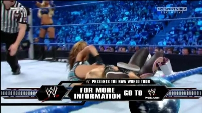 WWE_Friday_Night_SmackDown_08_19_2011_HDTV_Xvid_Divas_Tag_Team_Match_avi_000156200.jpg