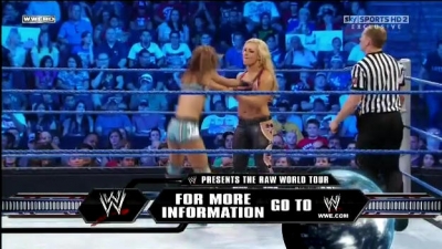 WWE_Friday_Night_SmackDown_08_19_2011_HDTV_Xvid_Divas_Tag_Team_Match_avi_000159720.jpg