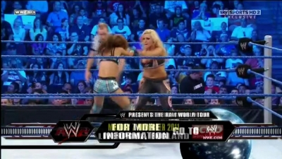 WWE_Friday_Night_SmackDown_08_19_2011_HDTV_Xvid_Divas_Tag_Team_Match_avi_000162120.jpg