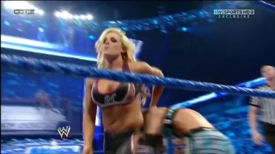 WWE_Friday_Night_SmackDown_08_19_2011_HDTV_Xvid_Divas_Tag_Team_Match_avi_000267800.jpg