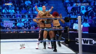 WWE_Friday_Night_SmackDown_08_19_2011_HDTV_Xvid_Divas_Tag_Team_Match_avi_000271480.jpg