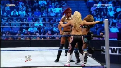 WWE_Friday_Night_SmackDown_08_19_2011_HDTV_Xvid_Divas_Tag_Team_Match_avi_000286200.jpg