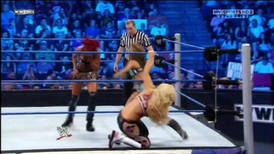 WWE_Friday_Night_SmackDown_08_19_2011_HDTV_Xvid_Divas_Tag_Team_Match_avi_000298920.jpg