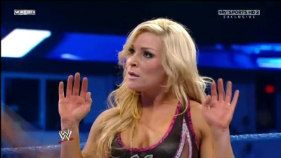WWE_Friday_Night_SmackDown_08_19_2011_HDTV_Xvid_Divas_Tag_Team_Match_avi_000413800.jpg