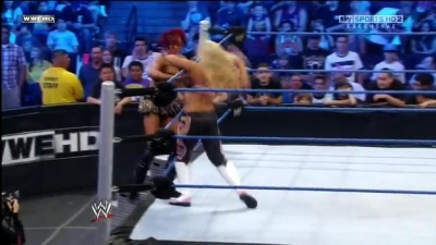 WWE_Friday_Night_SmackDown_08_19_2011_HDTV_Xvid_Divas_Tag_Team_Match_avi_000434600.jpg