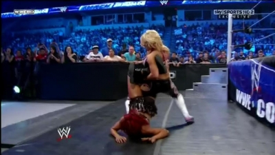 WWE_Friday_Night_SmackDown_08_19_2011_HDTV_Xvid_Divas_Tag_Team_Match_avi_000448080.jpg