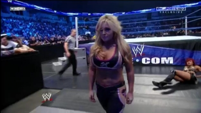 WWE_Friday_Night_SmackDown_08_19_2011_HDTV_Xvid_Divas_Tag_Team_Match_avi_000460960.jpg