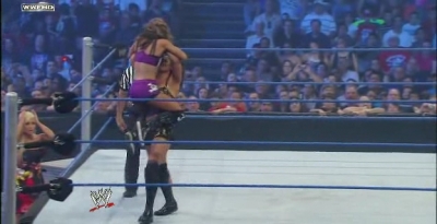 WWE_Friday_Night_Smackdown_2011_07_08_avi_000073973.jpg