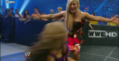 WWE_Friday_Night_Smackdown_2011_07_08_avi_000210210.jpg