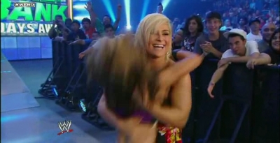 WWE_Friday_Night_Smackdown_2011_07_08_avi_000223256.jpg