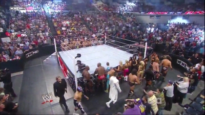 WWE_Monday_Night_Raw_2011_10_03_720p_HDTV_28129_mkv_000070904.jpg