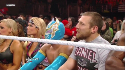 WWE_Monday_Night_Raw_2011_10_03_720p_HDTV_28129_mkv_000353187.jpg