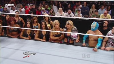 WWE_Monday_Night_Raw_2011_10_03_720p_HDTV_28129_mkv_000618352.jpg