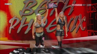 WWE_PPV_Survivor_Series_11_20_2011_720p_HDTV_x264_28129_Eve_Torres_vs_Beth_Phoenix_mkv_000094399.jpg