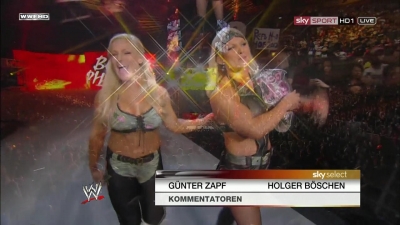WWE_PPV_Survivor_Series_11_20_2011_720p_HDTV_x264_28129_Eve_Torres_vs_Beth_Phoenix_mkv_000106719.jpg