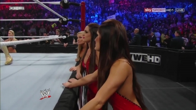 WWE_PPV_Survivor_Series_11_20_2011_720p_HDTV_x264_28129_Eve_Torres_vs_Beth_Phoenix_mkv_000148039.jpg