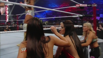 WWE_PPV_Survivor_Series_11_20_2011_720p_HDTV_x264_28129_Eve_Torres_vs_Beth_Phoenix_mkv_000149759.jpg