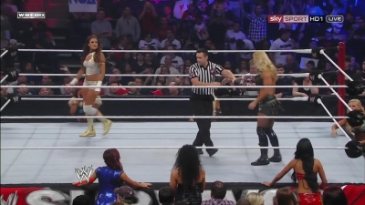 WWE_PPV_Survivor_Series_11_20_2011_720p_HDTV_x264_28129_Eve_Torres_vs_Beth_Phoenix_mkv_000153759.jpg