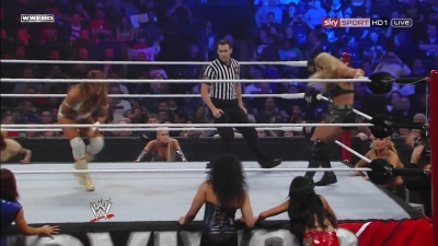 WWE_PPV_Survivor_Series_11_20_2011_720p_HDTV_x264_28129_Eve_Torres_vs_Beth_Phoenix_mkv_000217919.jpg
