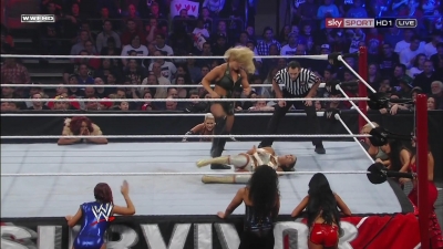 WWE_PPV_Survivor_Series_11_20_2011_720p_HDTV_x264_28129_Eve_Torres_vs_Beth_Phoenix_mkv_000235719.jpg
