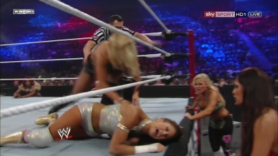 WWE_PPV_Survivor_Series_11_20_2011_720p_HDTV_x264_28129_Eve_Torres_vs_Beth_Phoenix_mkv_000238919.jpg